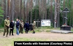 Традиционная акция памяти в День памяти жертв политических репрессий в Сандармохе, месте массовых расстрелов при Сталине, 5 августа 2024 года была фактически сорвана карельскими силовиками