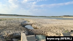 Сухой канал, подающий воду из Белогорского в Тайганское водохранилище. Сентябрь 2024 года.